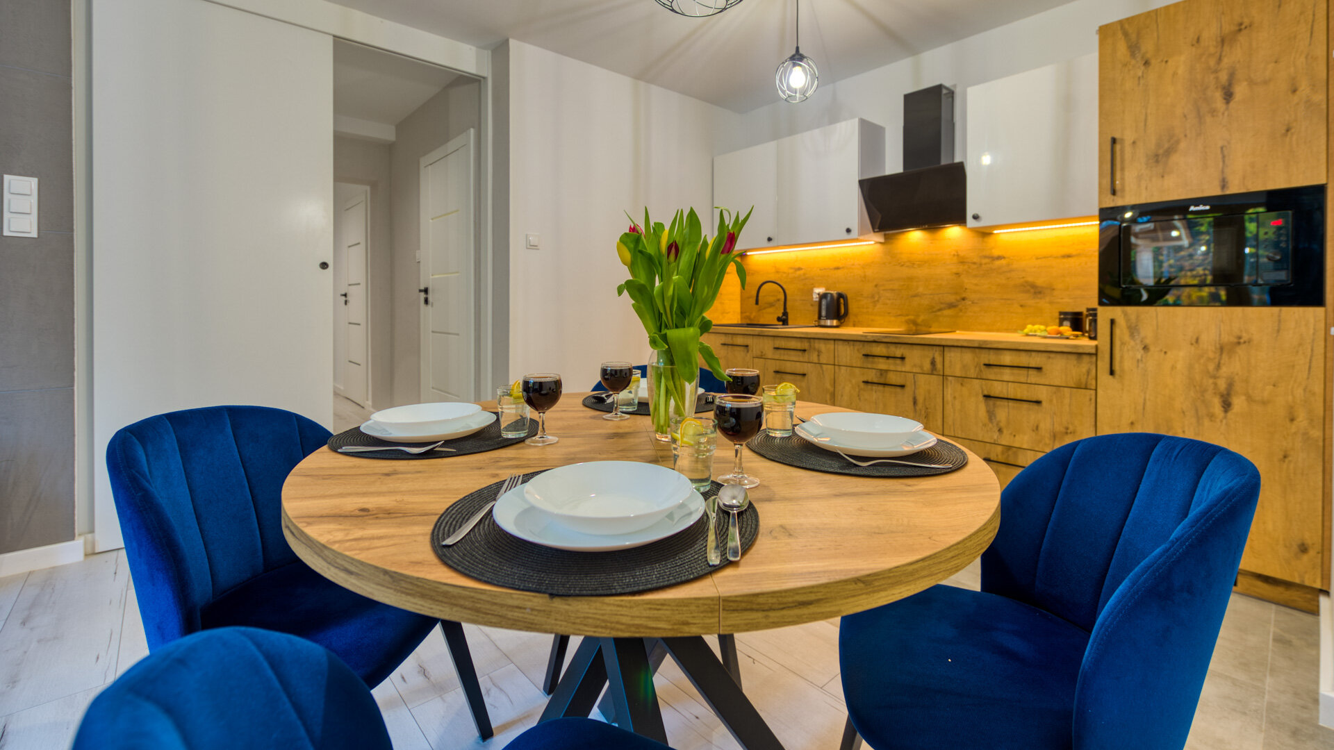 Apartament Centrum Kilińskiego 17C "Szafirek"